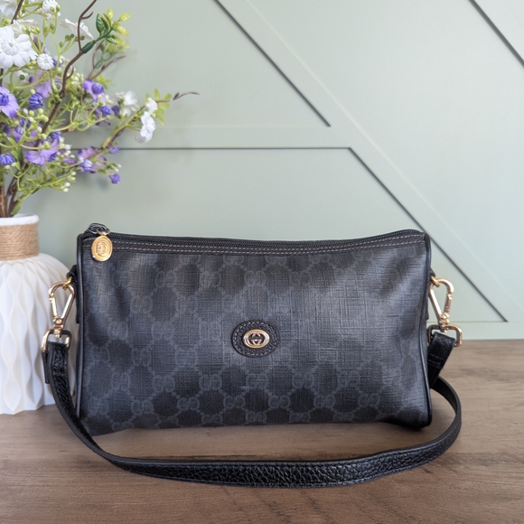 GUCCI VINTAGE GG MONOGRAM CANVAS LEATHER WOMEN'S SHOULDER BAG - Picture 2 of 10